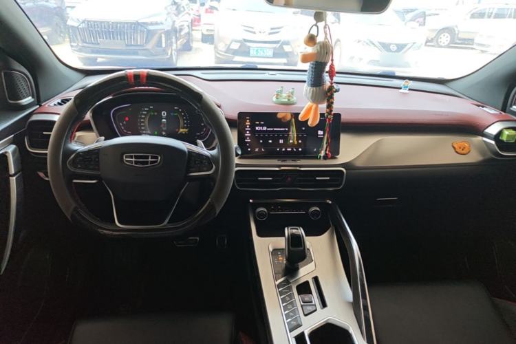 Used Geely Auto Coolray 2019 Sport Version 260T DCT Battle China VI Standard Center Console