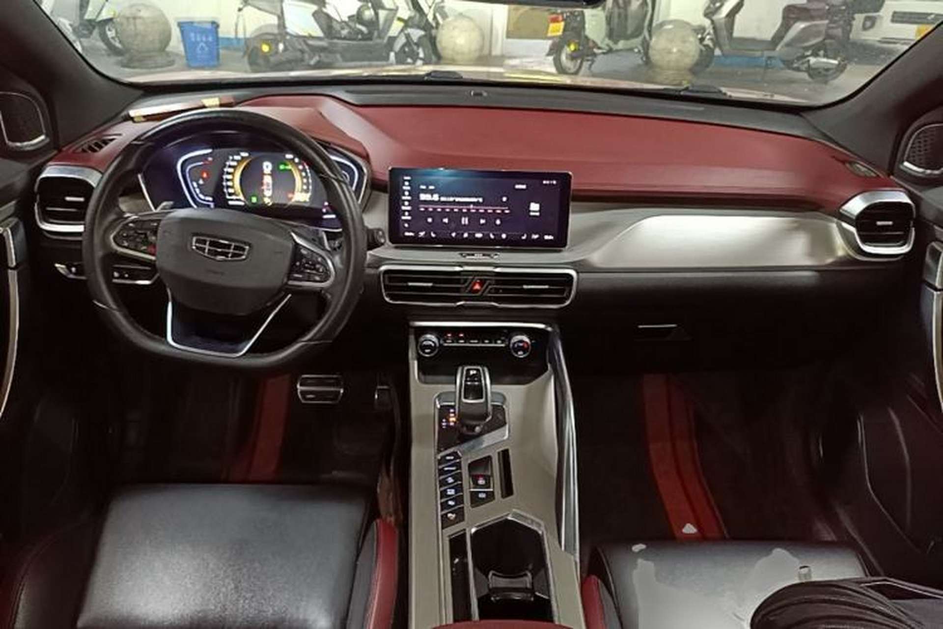 Used Geely Auto Coolray 2019 Sport Version 260T DCT Battle China VI Standard Center Console
