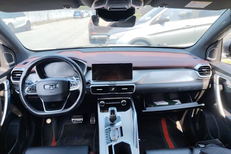 Used Geely Auto Coolray 2019 Sport Model 260T DCT Battle China V Standard Center Console