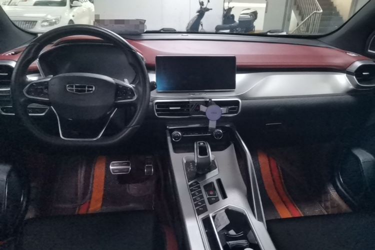 Used Geely Auto Coolray 2019 Sport Version 260T DCT Battle China VI Standard Center Console