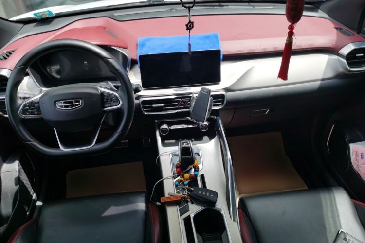 Used Geely Auto Coolray 2019 Sport Model 260T DCT Patrol China V Standard Center Console