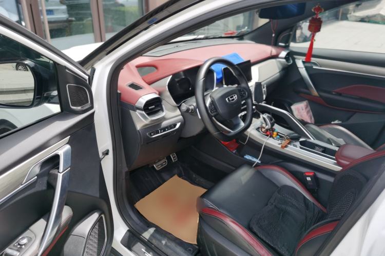 Used Geely Auto Coolray 2019 Sport Model 260T DCT Patrol China V Standard Driver Seat