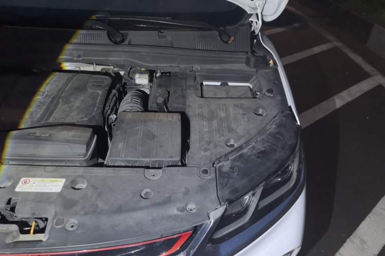 Used Geely Auto Coolray 2019 Sport Version 260T DCT Battle China VI Standard Engine Bay Left