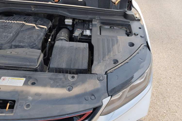 Used Geely Auto Coolray 2019 Sport Model 260T DCT Battle China V Standard Engine Bay Left