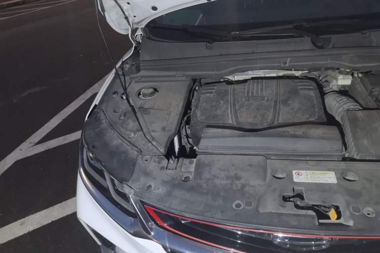 Used Geely Auto Coolray 2019 Sport Version 260T DCT Battle China VI Standard Engine Bay Right