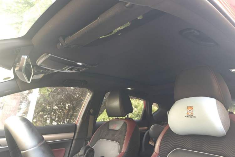 Used Geely Auto Coolray 2019 Sport Model 260T DCT Battle China V Standard Headliner