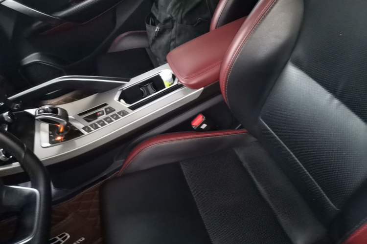 Used Geely Auto Coolray 2019 Sport Version 260T DCT Battle China VI Standard Left Front Seat