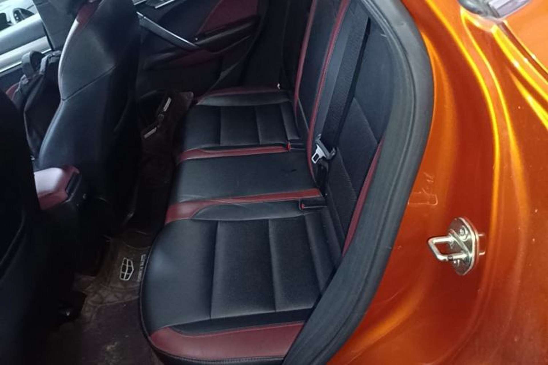 Used Geely Auto Coolray 2019 Sport Version 260T DCT Battle China VI Standard Left Rear Seat