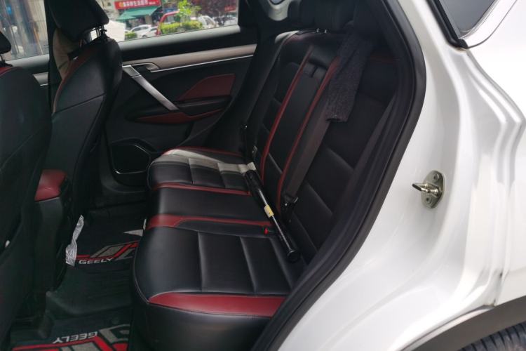 Used Geely Auto Coolray 2019 Sport Model 260T DCT Patrol China V Standard Left Rear Seat