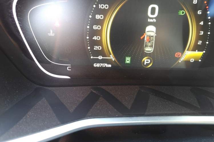 Used Geely Auto Coolray 2019 Sport Model 260T DCT Battle China V Standard Odometer Close Up