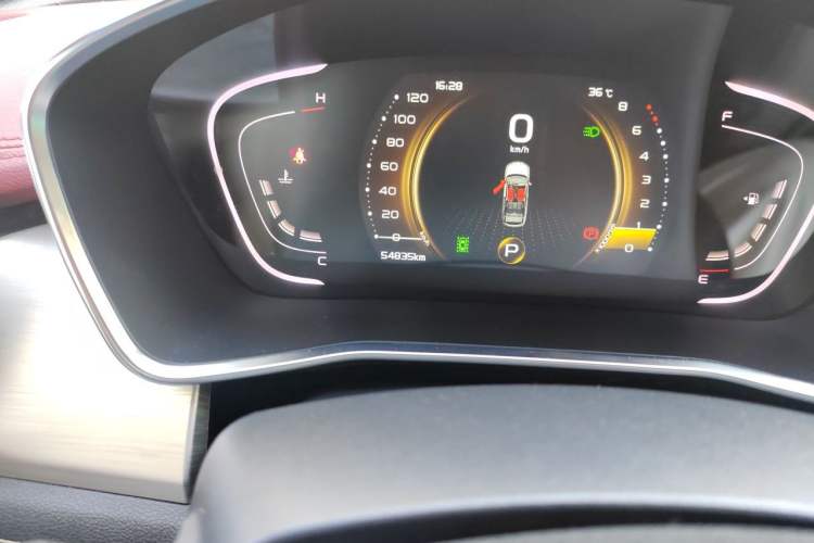 Used Geely Auto Coolray 2019 Sport Model 260T DCT Battle China V Standard Odometer Close Up