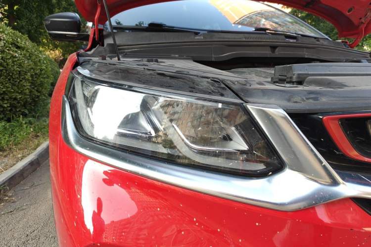 Used Geely Auto Coolray 2019 Sport Model 260T DCT Battle China V Standard Right Front Headlight