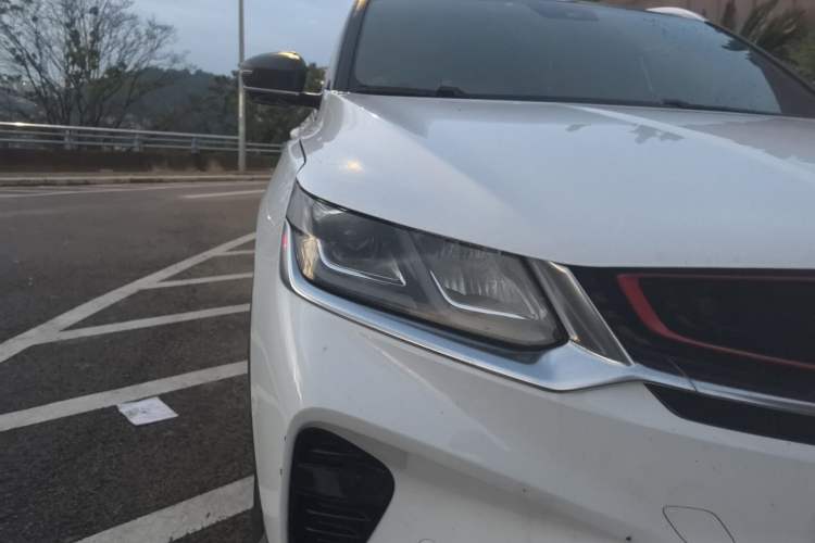 Used Geely Auto Coolray 2019 Sport Version 260T DCT Battle China VI Standard Right Front Headlight