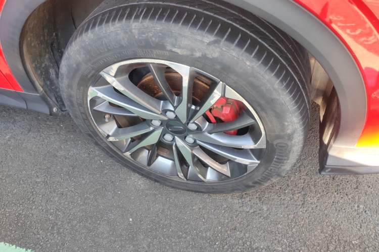 Used Geely Auto Coolray 2019 Sport Model 260T DCT Battle China V Standard Right Front Wheel Hub