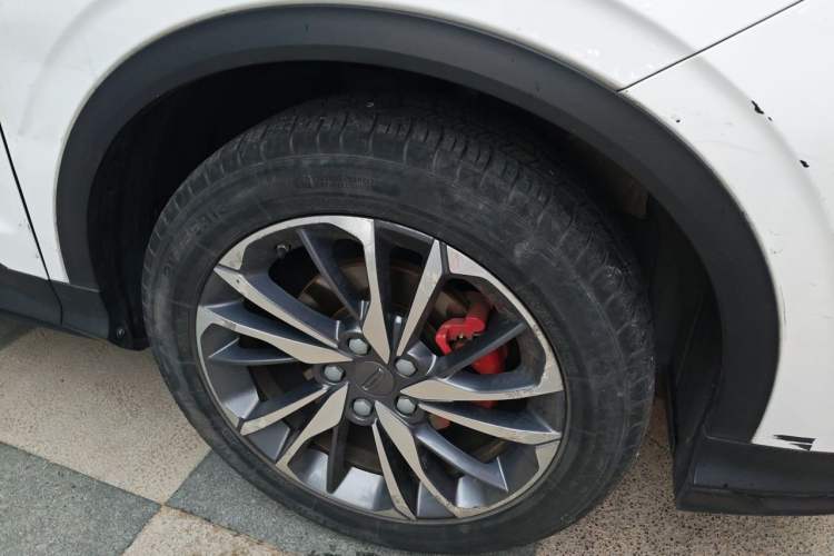 Used Geely Auto Coolray 2019 Sport Model 260T DCT Patrol China V Standard Right Front Wheel Hub