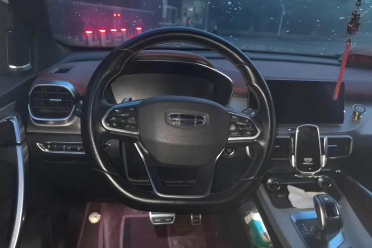 Used Geely Auto Coolray 2019 Sport Version 260T DCT Battle China VI Standard Steering Wheel