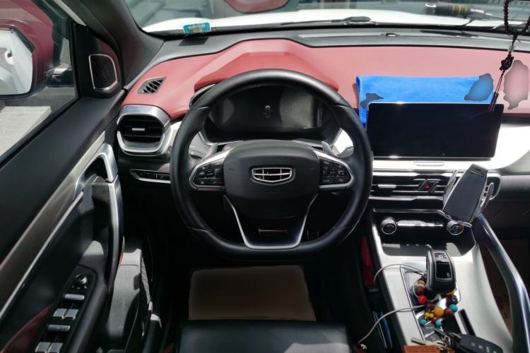 Used Geely Auto Coolray 2019 Sport Model 260T DCT Patrol China V Standard Steering Wheel