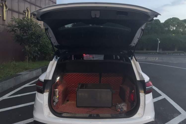 Used Geely Auto Coolray 2019 Sport Version 260T DCT Battle China VI Standard Trunk