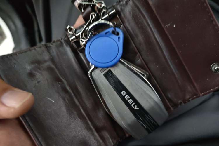 Used Geely Auto Coolray 2019 Sport Model 260T DCT Patrol China V Standard Vehicle Key