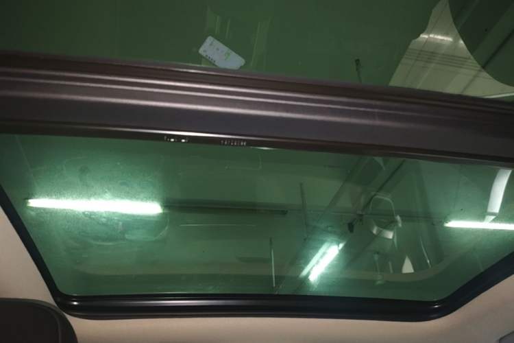 Used Geely Auto Coolray 2019 260T DCT Knight China VI Standard Headliner