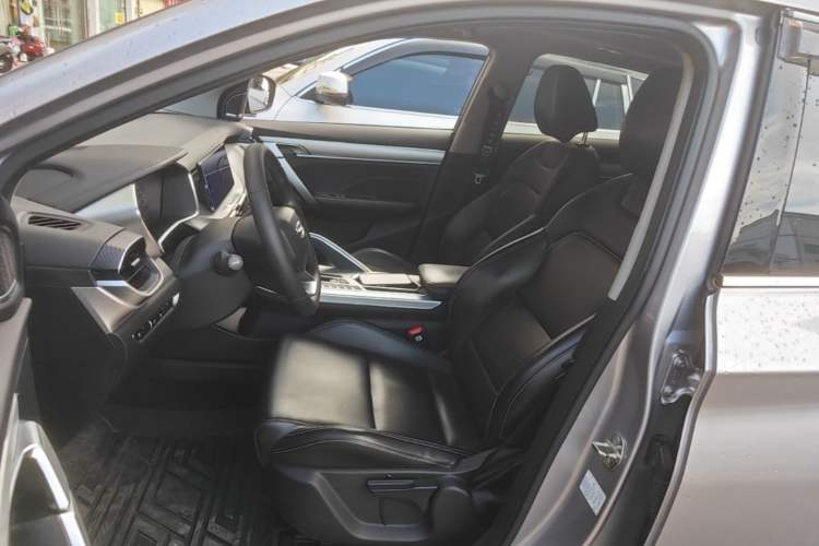Used Geely Auto Coolray 2019 260T DCT Knight China VI Standard Left Front Seat