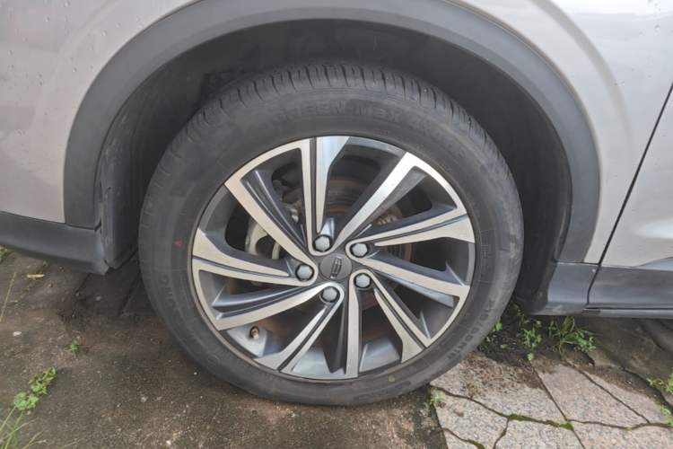 Used Geely Auto Coolray 2019 260T DCT Knight China VI Standard Left Front Wheel Hub