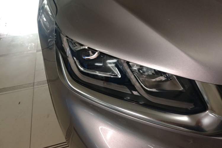 Used Geely Auto Coolray 2019 260T DCT Knight China VI Standard Right Front Headlight