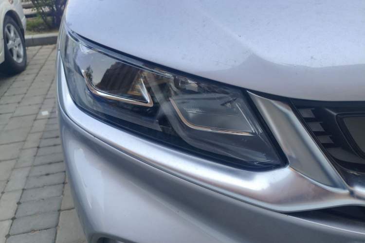 Used Geely Auto Coolray 2019 260T DCT Explorer China V Standard Right Front Headlight