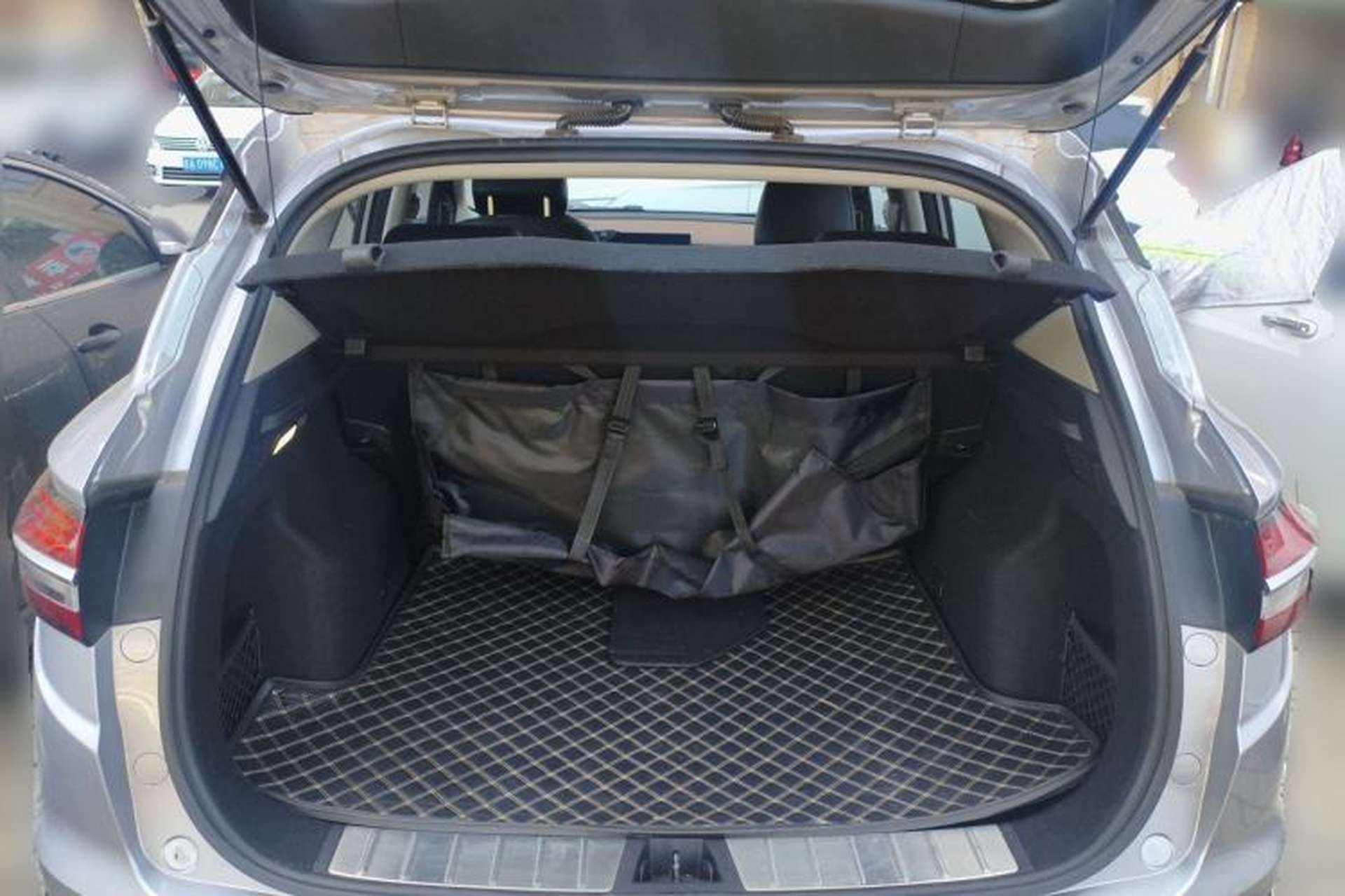 Used Geely Auto Coolray 2019 260T DCT Explorer China V Standard Trunk