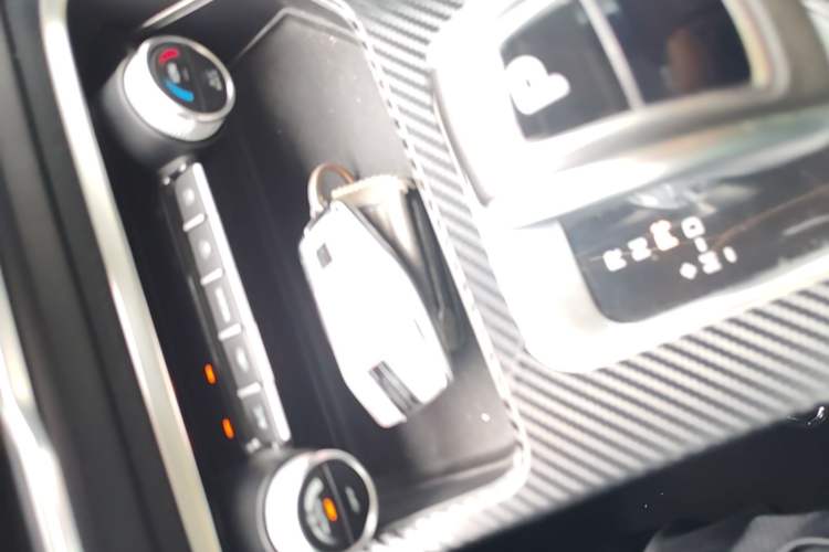 Used Geely Auto Coolray 2019 260T DCT Explorer China VI Standard Vehicle Key