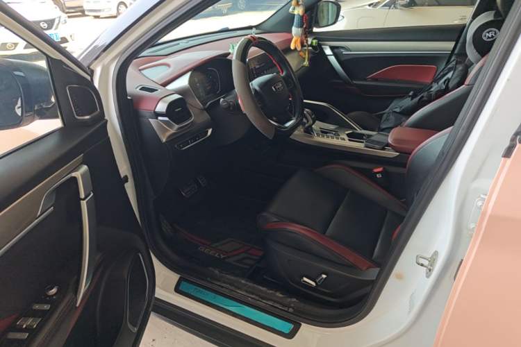 Used Geely Auto Coolray 2019 Sport Version 260T DCT Battle China VI Standard Left Front Seat