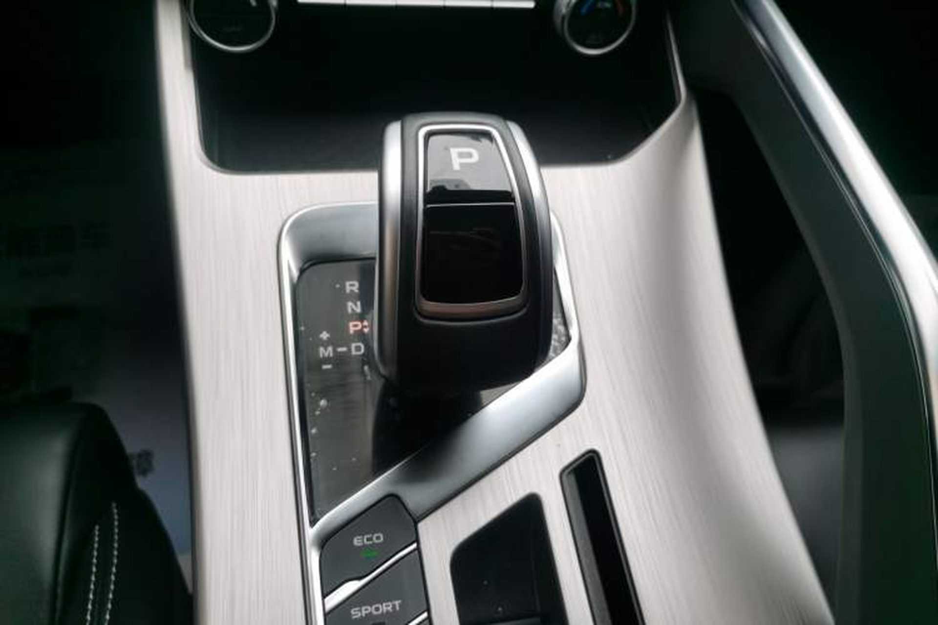Used Geely Auto Coolray 2019 260T DCT Knight China V Standard Gear Lever
