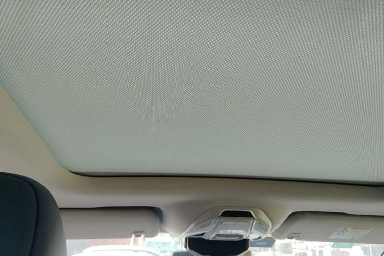 Used Geely Auto Coolray 2019 260T DCT Knight China VI Standard Headliner