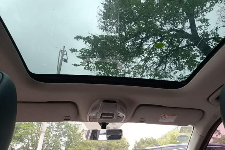 Used Geely Auto Coolray 2019 260T DCT Explorer China V Standard Headliner
