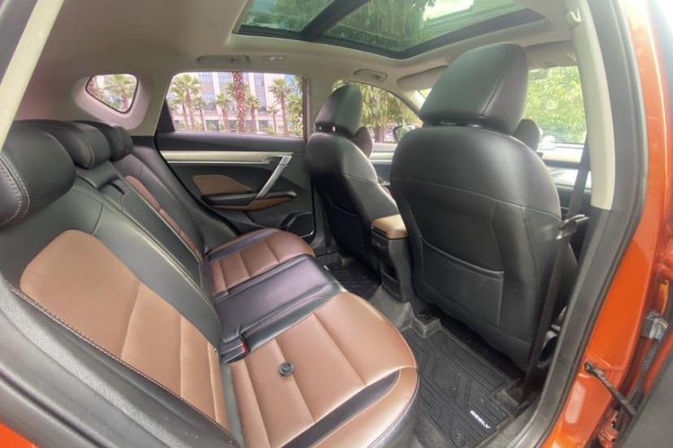 Used Geely Auto Coolray 2019 260T DCT Explorer China V Standard Interior 4