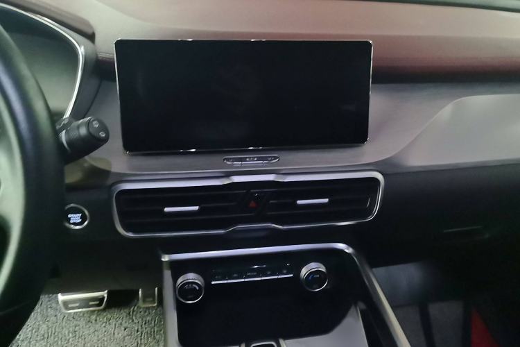Used Geely Auto Coolray 2019 Sport Model 260T DCT Battle China V Standard Interior 4