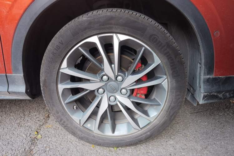 Used Geely Auto Coolray 2019 Sport Version 260T DCT Battle China VI Standard Right Front Wheel Hub