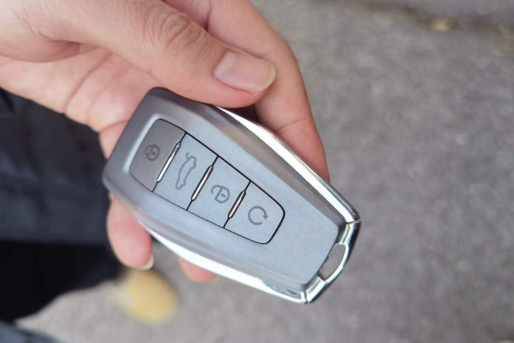Used Geely Auto Coolray 2019 Sport Version 260T DCT Battle China VI Standard Vehicle Key