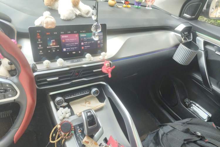 Used Geely Auto Coolray 2019 260T DCT Knight China VI Standard Audio And AC Panel