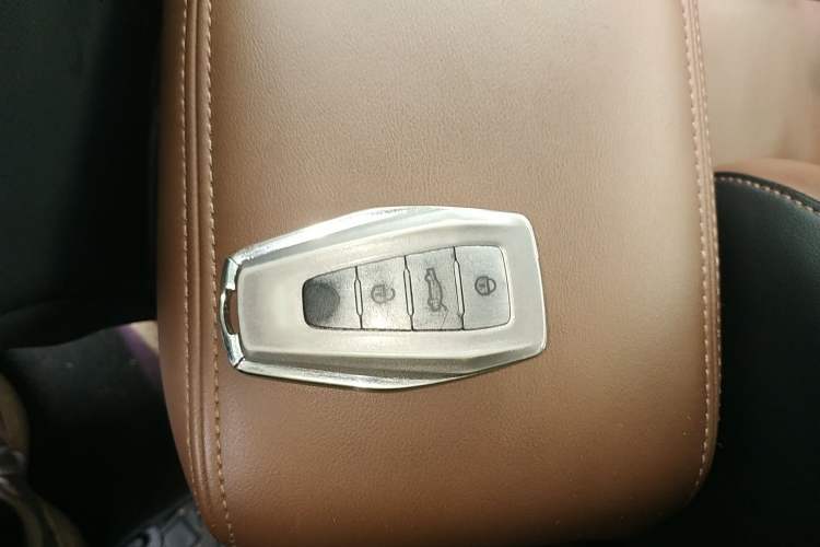 Used Geely Auto Coolray 2019 260T DCT Explorer China VI Standard Vehicle Key