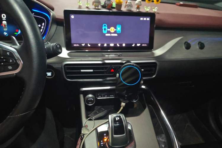 Used Geely Auto Coolray 2019 Sport Version 260T DCT Battle China VI Standard Audio And AC Panel