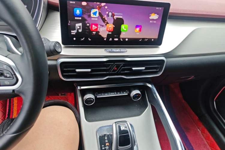 Used Geely Auto Coolray 2019 Sport Model 260T DCT Battle China V Standard Audio And AC Panel