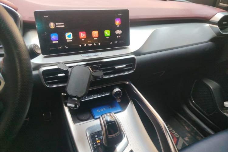 Used Geely Auto Coolray 2019 Sport Model 260T DCT Battle China V Standard Audio And AC Panel