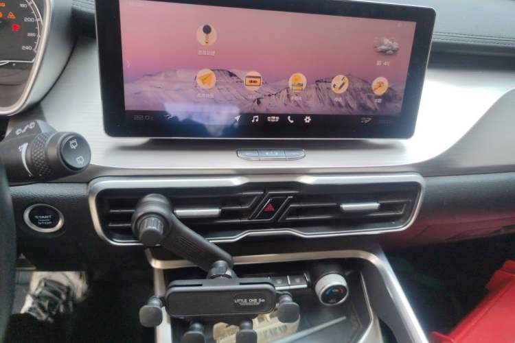 Used Geely Auto Coolray 2019 260T DCT Knight China VI Standard Audio And AC Panel