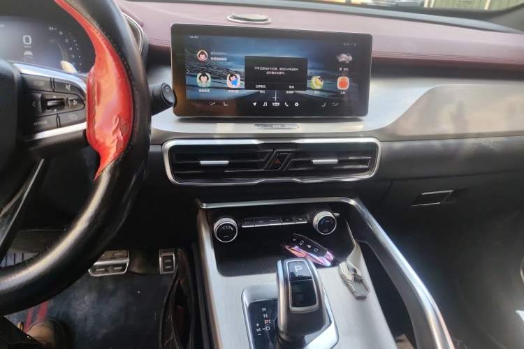 Used Geely Auto Coolray 2019 Sport Model 260T DCT Battle China V Standard Audio And AC Panel