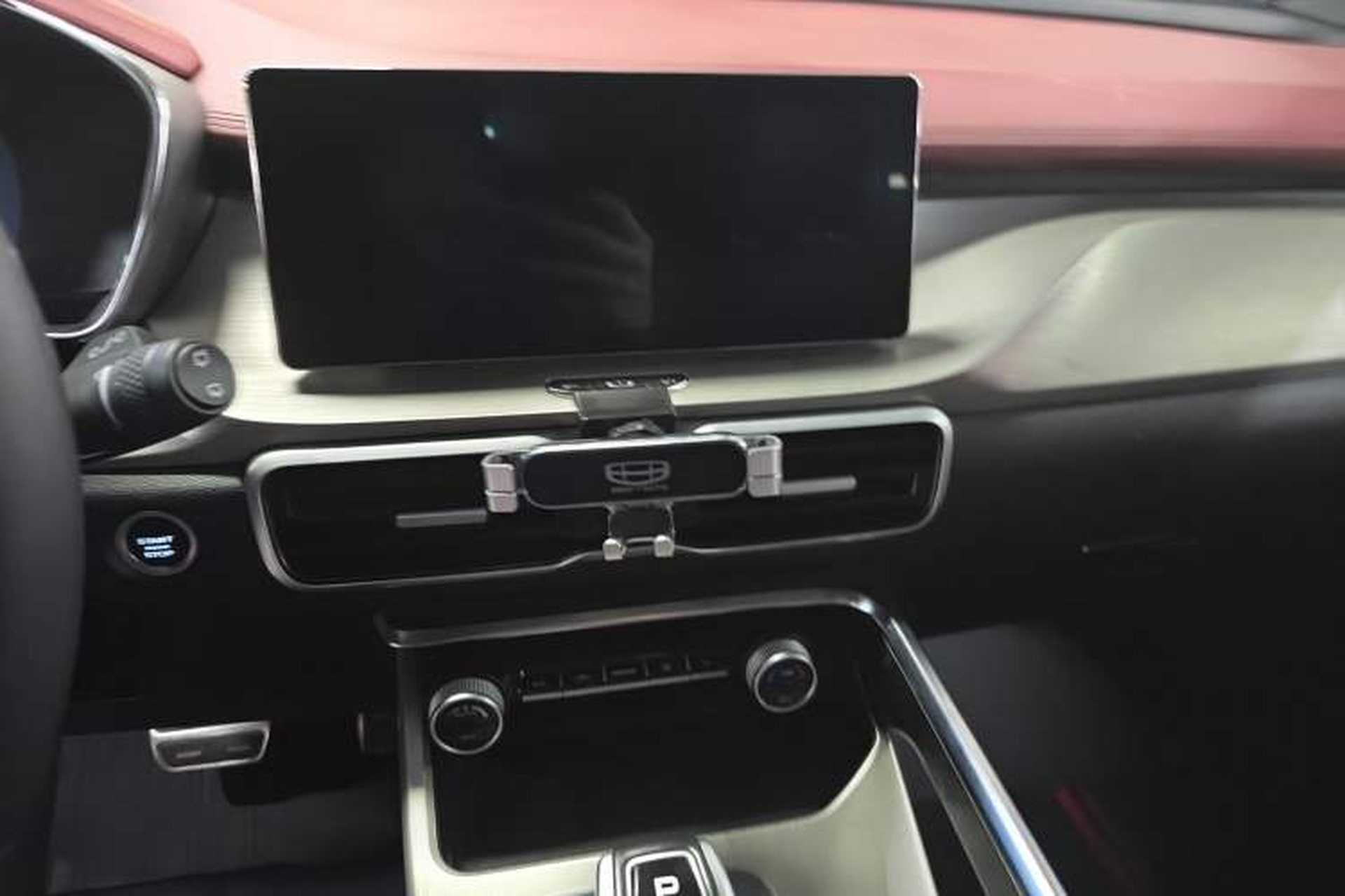 Used Geely Auto Coolray 2019 Sport Version 260T DCT Explorer China VI Standard Audio And AC Panel