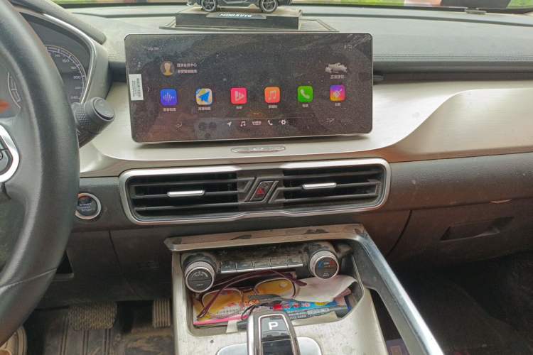 Used Geely Auto Coolray 2019 260T DCT Knight China V Standard Audio And AC Panel