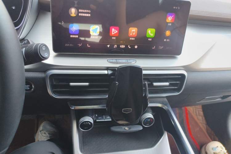 Used Geely Auto Coolray 2019 260T DCT Explorer China VI Standard Audio And AC Panel