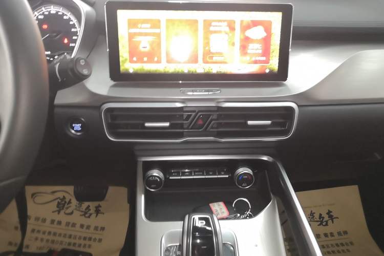Used Geely Auto Coolray 2019 260T DCT Knight China VI Standard Audio And AC Panel