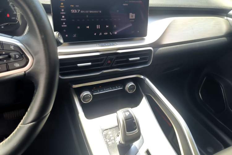 Used Geely Auto Coolray 2019 260T DCT Knight China VI Standard Audio And AC Panel